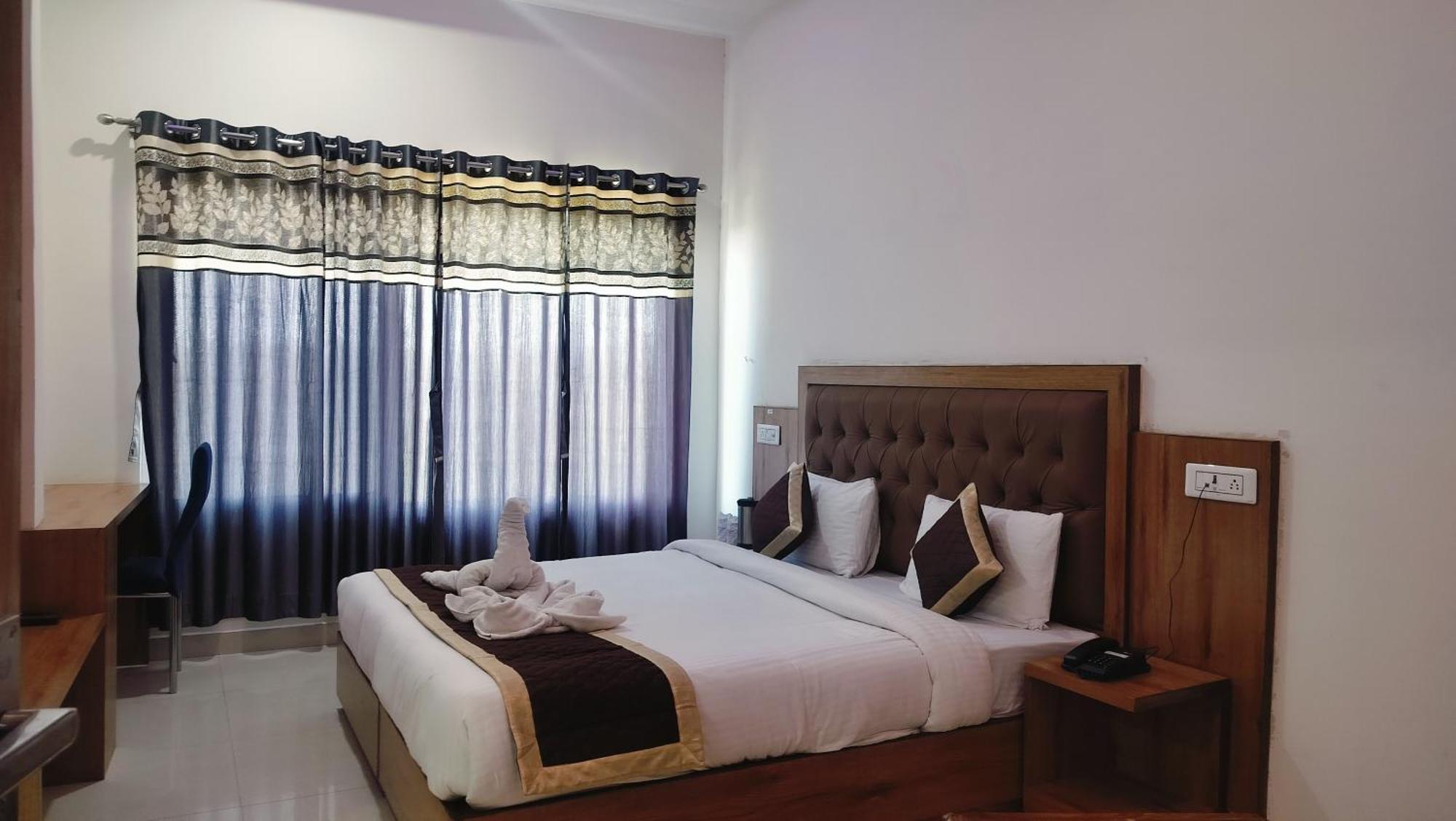 Hotel Binwa View Baijnāth Buitenkant foto