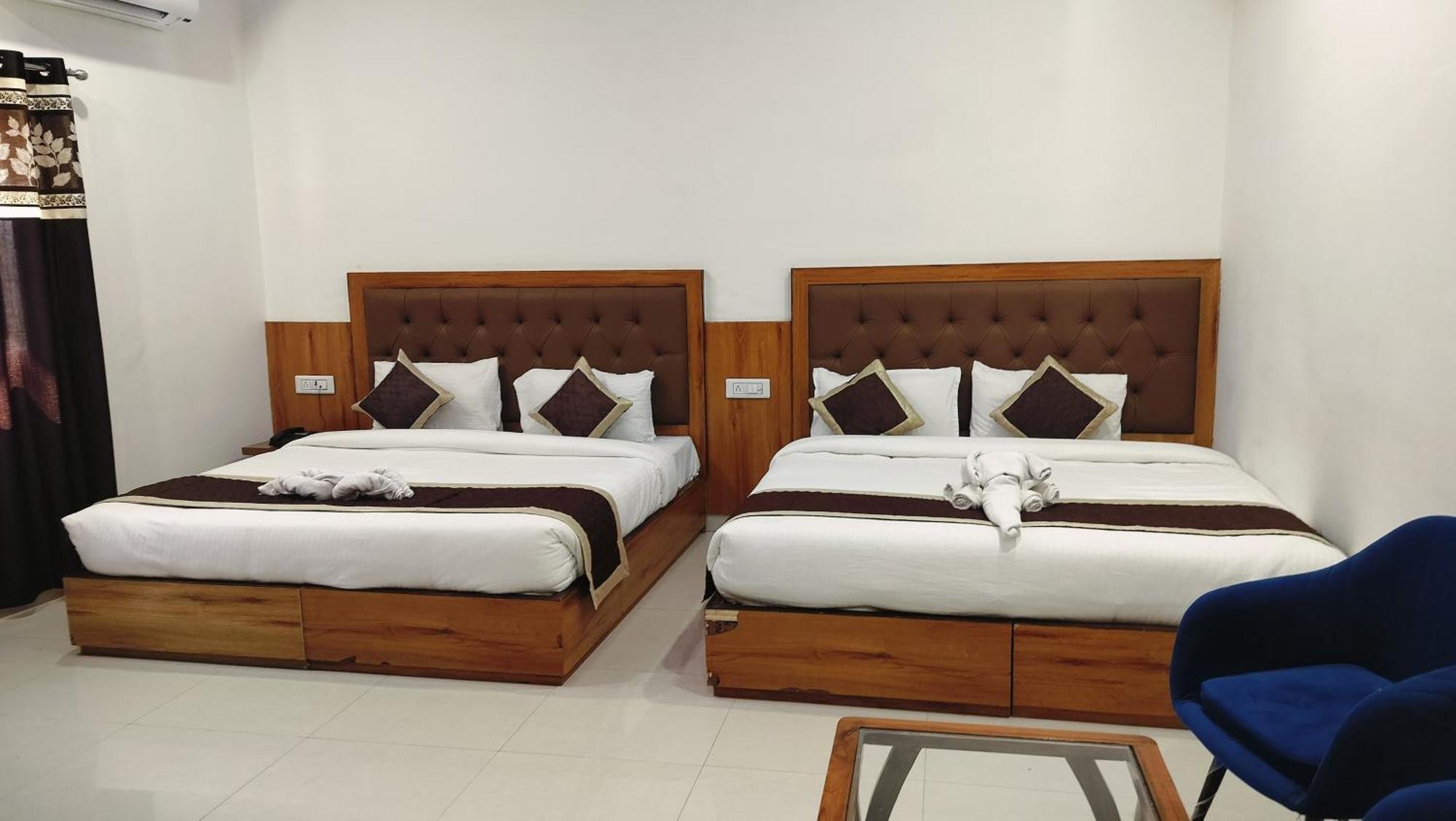 Hotel Binwa View Baijnāth Buitenkant foto