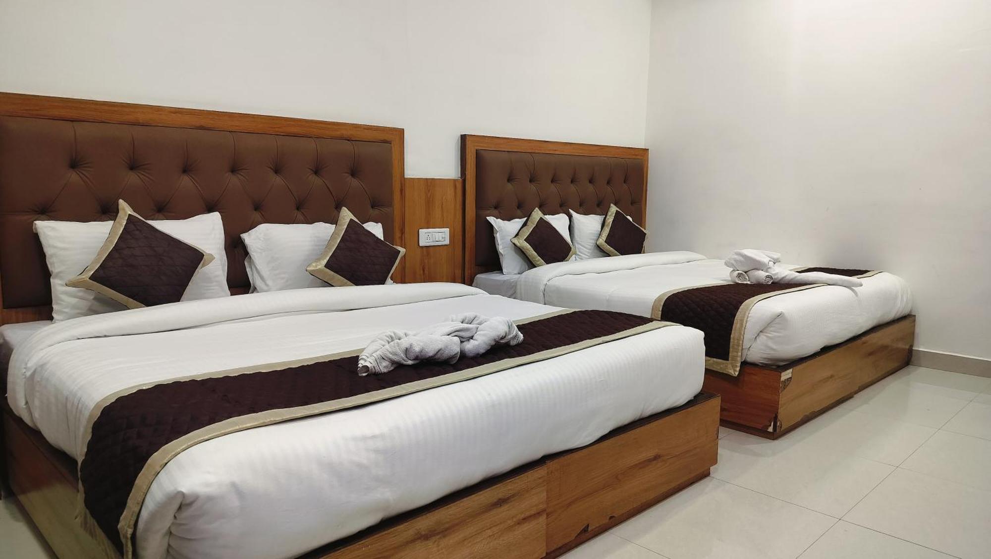 Hotel Binwa View Baijnāth Buitenkant foto